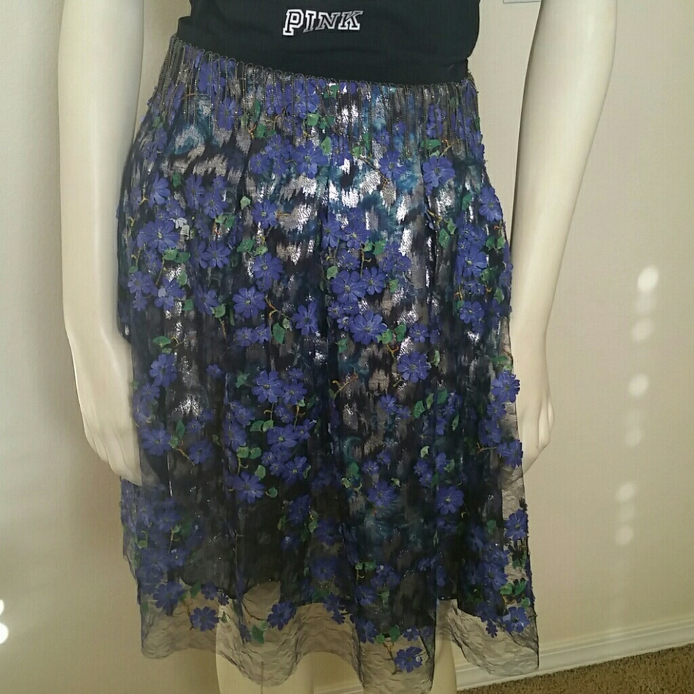 Elite Tahari  skirt